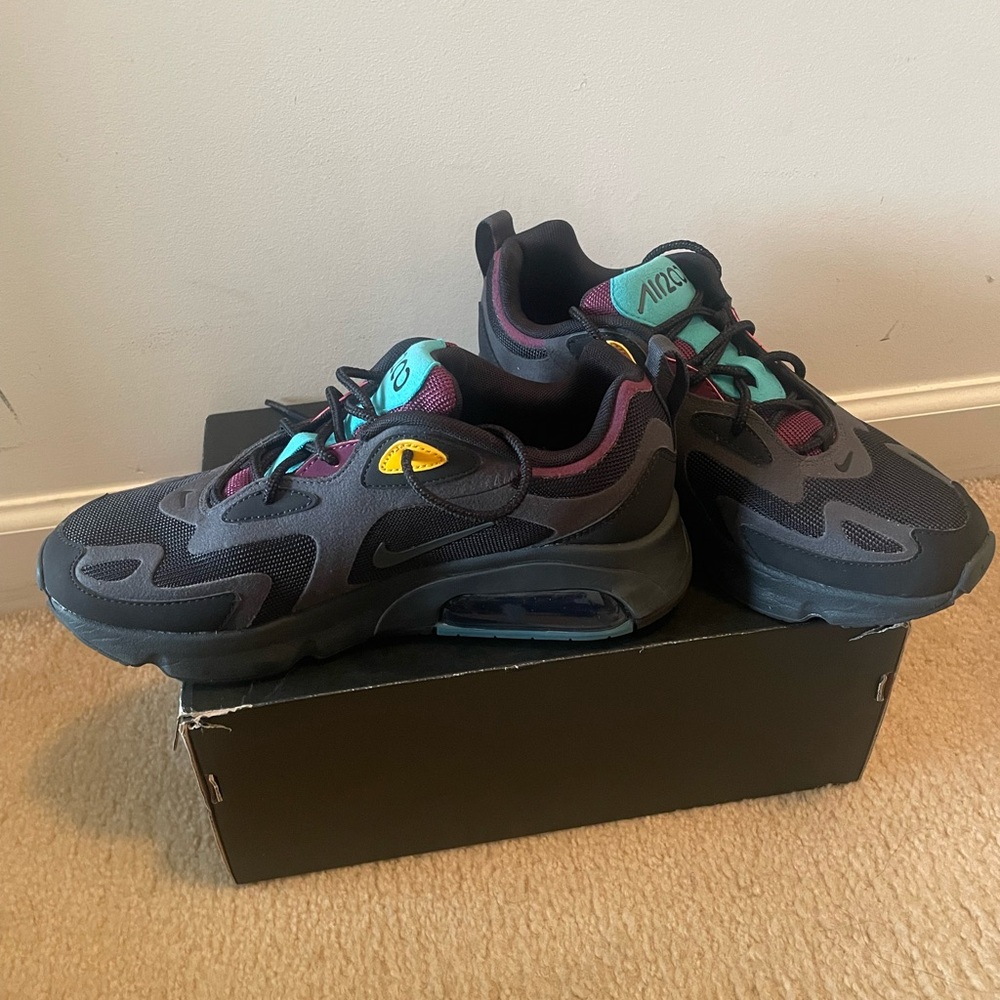 Nike Air Max 200